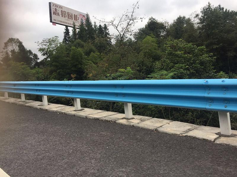 商洛三波護(hù)欄板