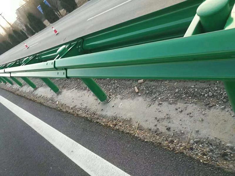 上海分隔帶護欄板